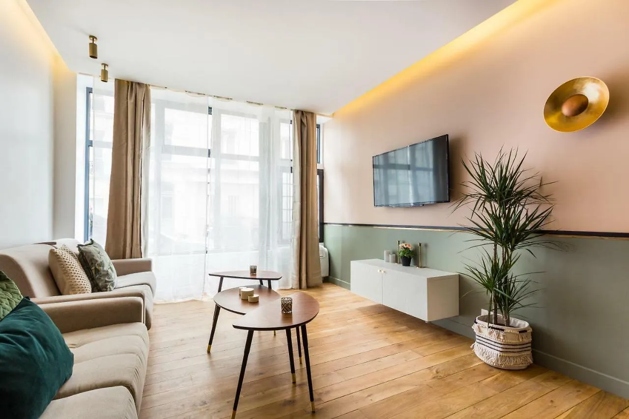 Apartamento Cmg Charonne / Voltaire III París